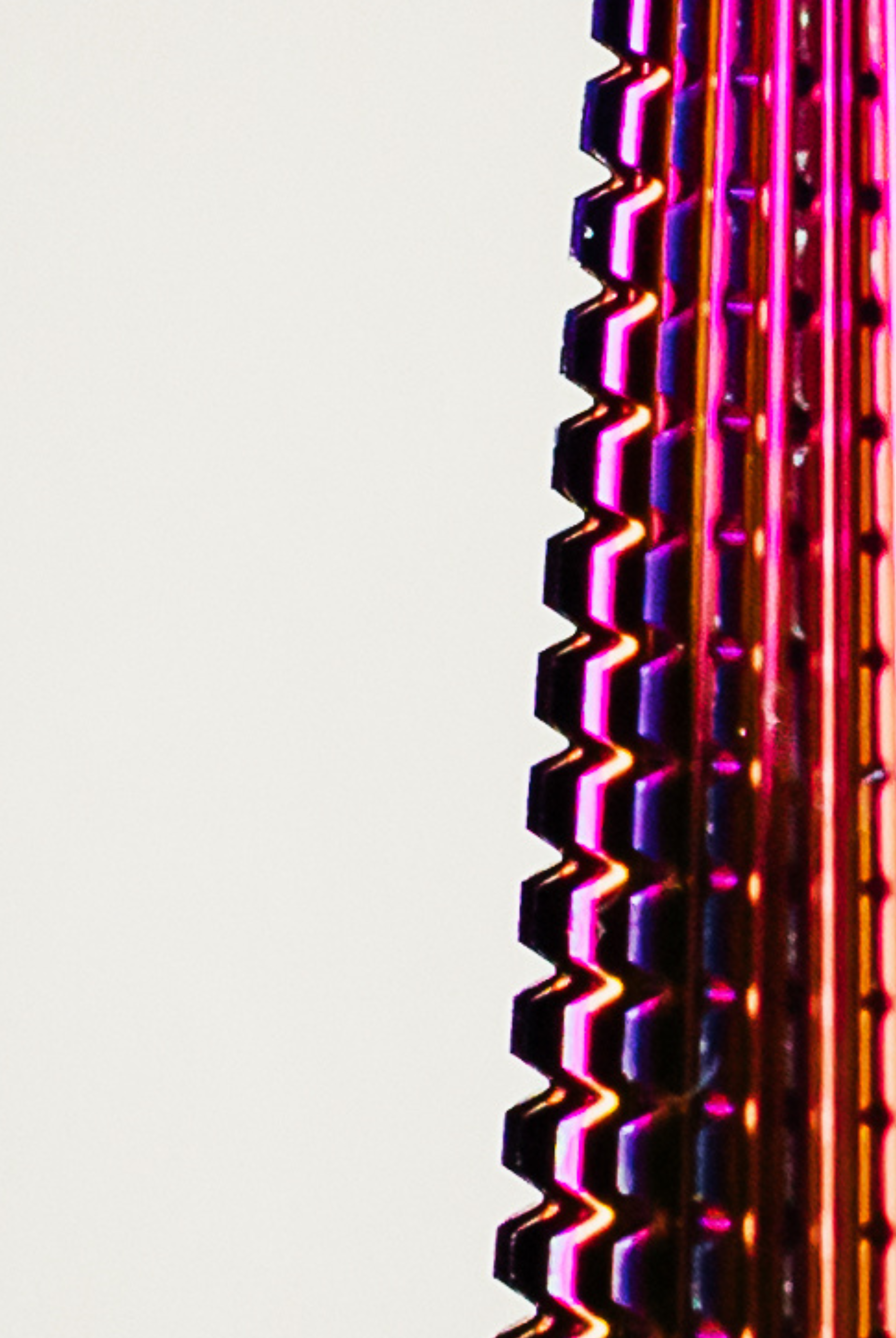 close up image of 5-in-1 e-file bit