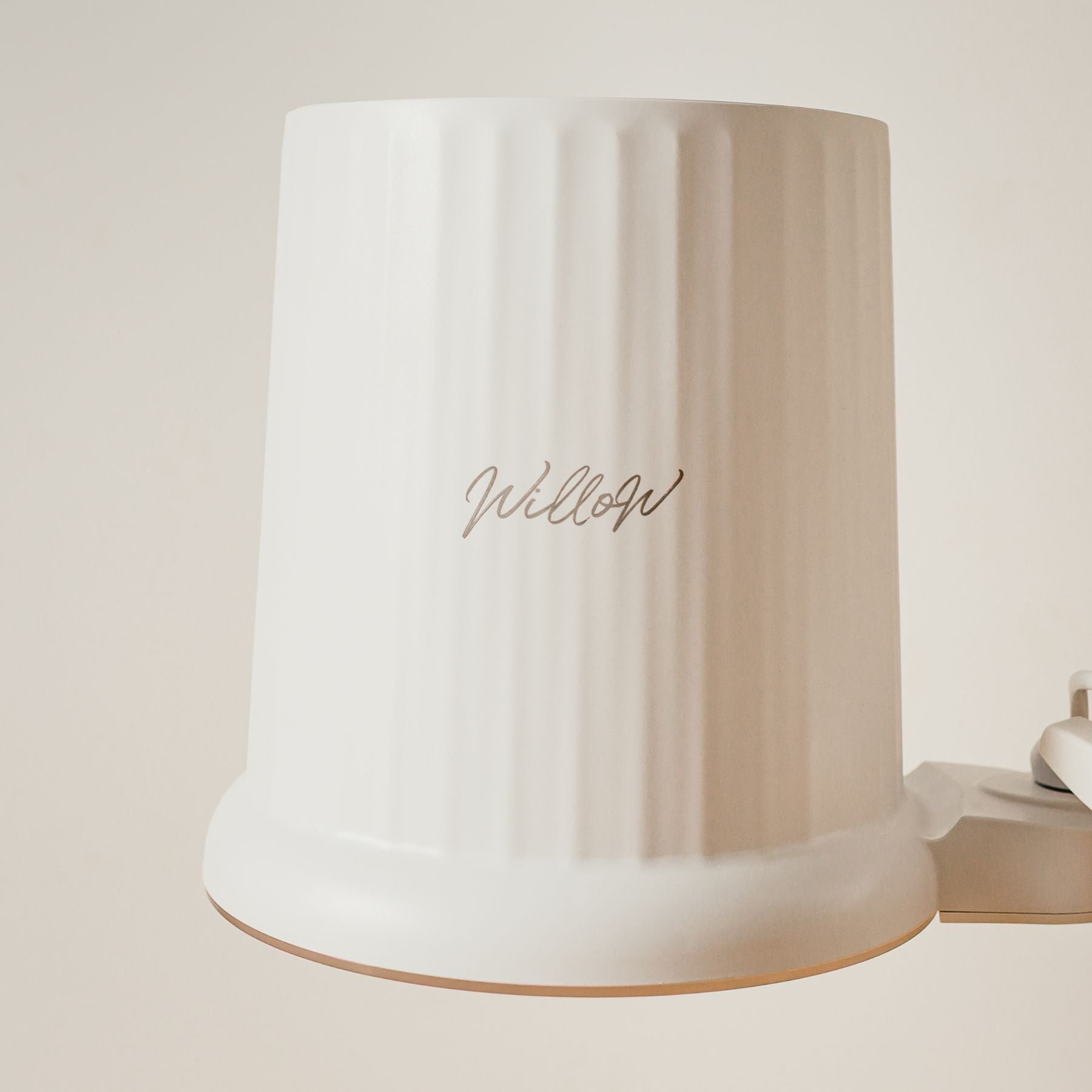 willow nail dust extractor close up 