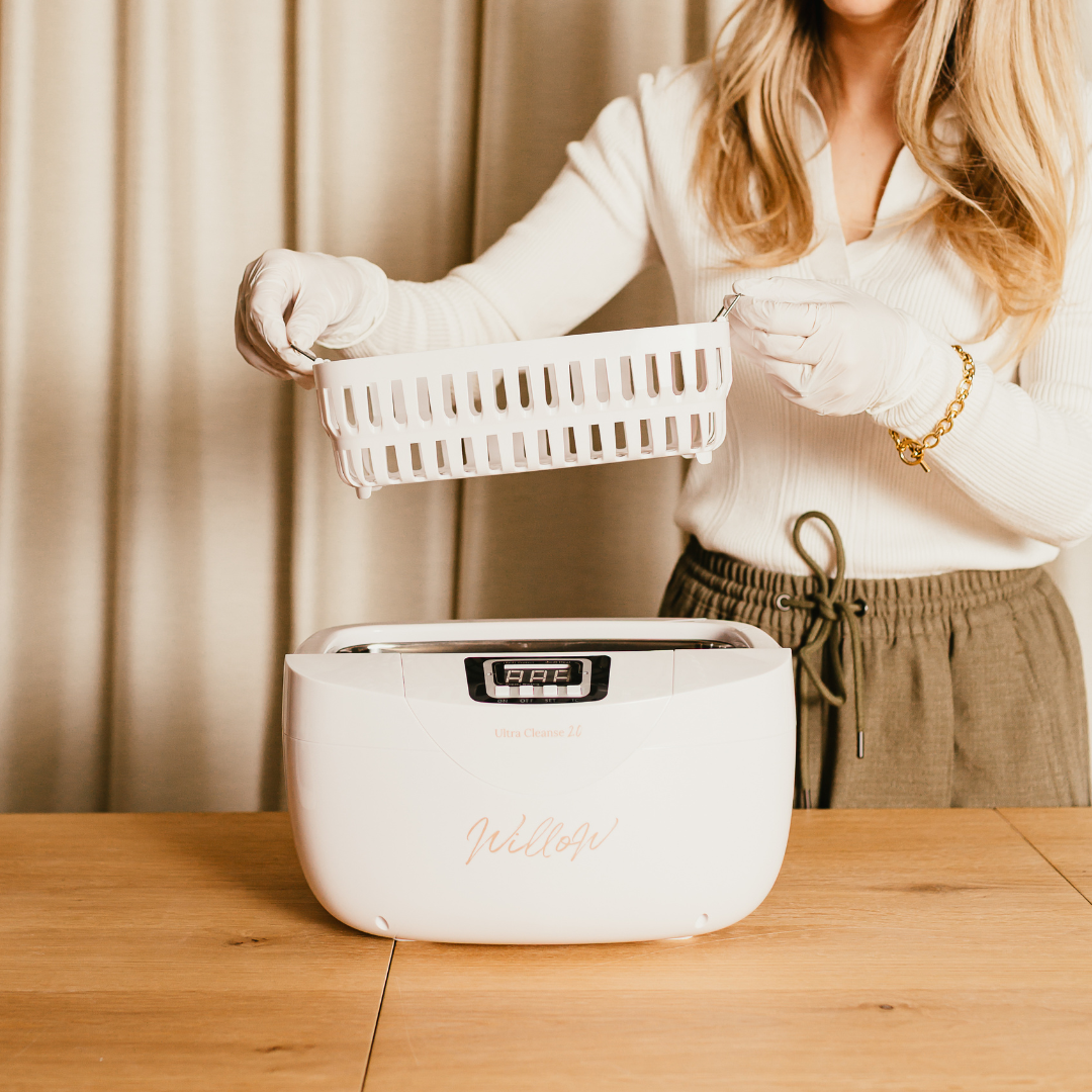 white ultrasonic cleanser with removable basket